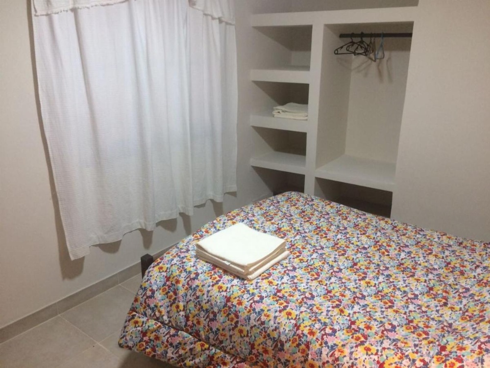 Room image 3